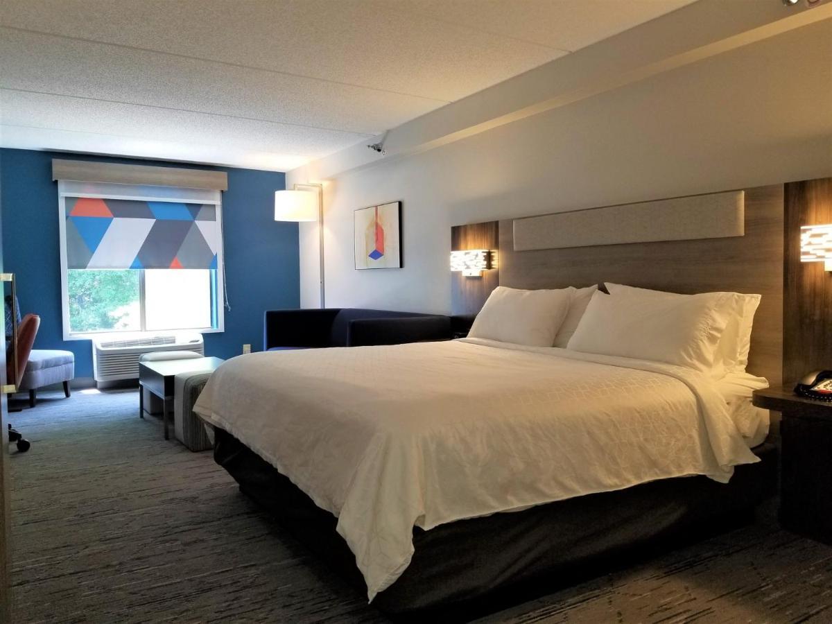 Holiday Inn Express Apex - Raleigh By Ihg Exterior foto